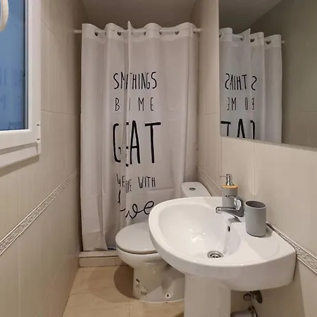 21ara1085- Fabulous 4br In Ciutat Vella Apartment Barcelona
